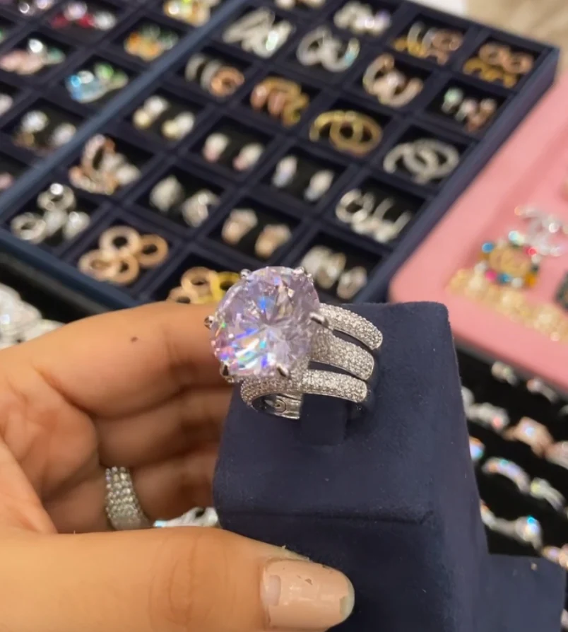 20 ct rock bling ring (with 2 support bands) - Image 6