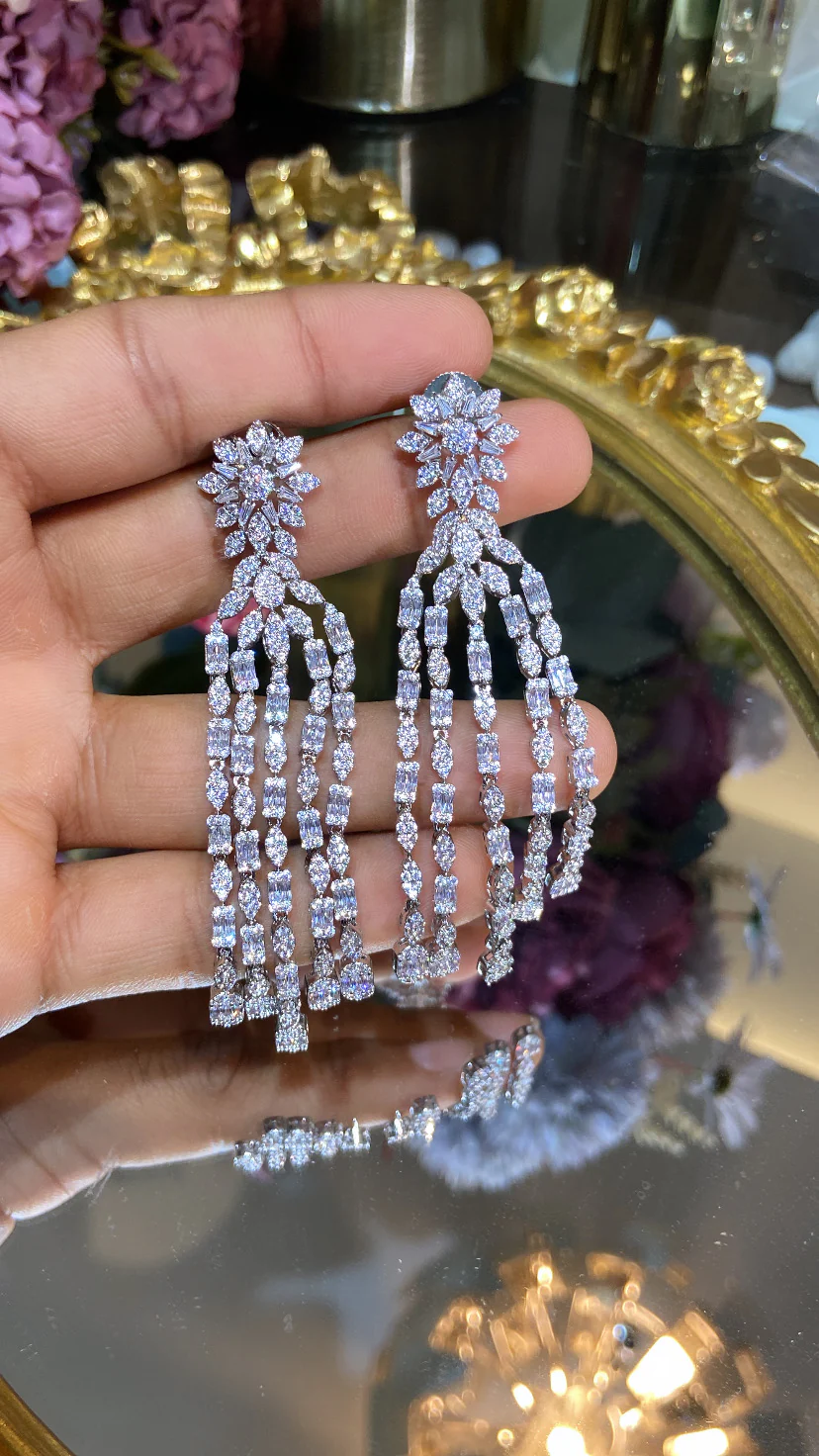 5 Liner cluster cocktail earrings π