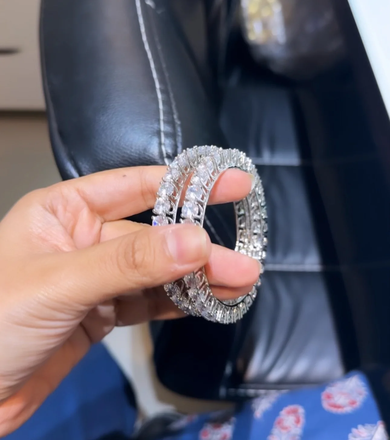Big Solitaire Bangles - PAIR (50 pointer each diamond) 🪄 - Image 10