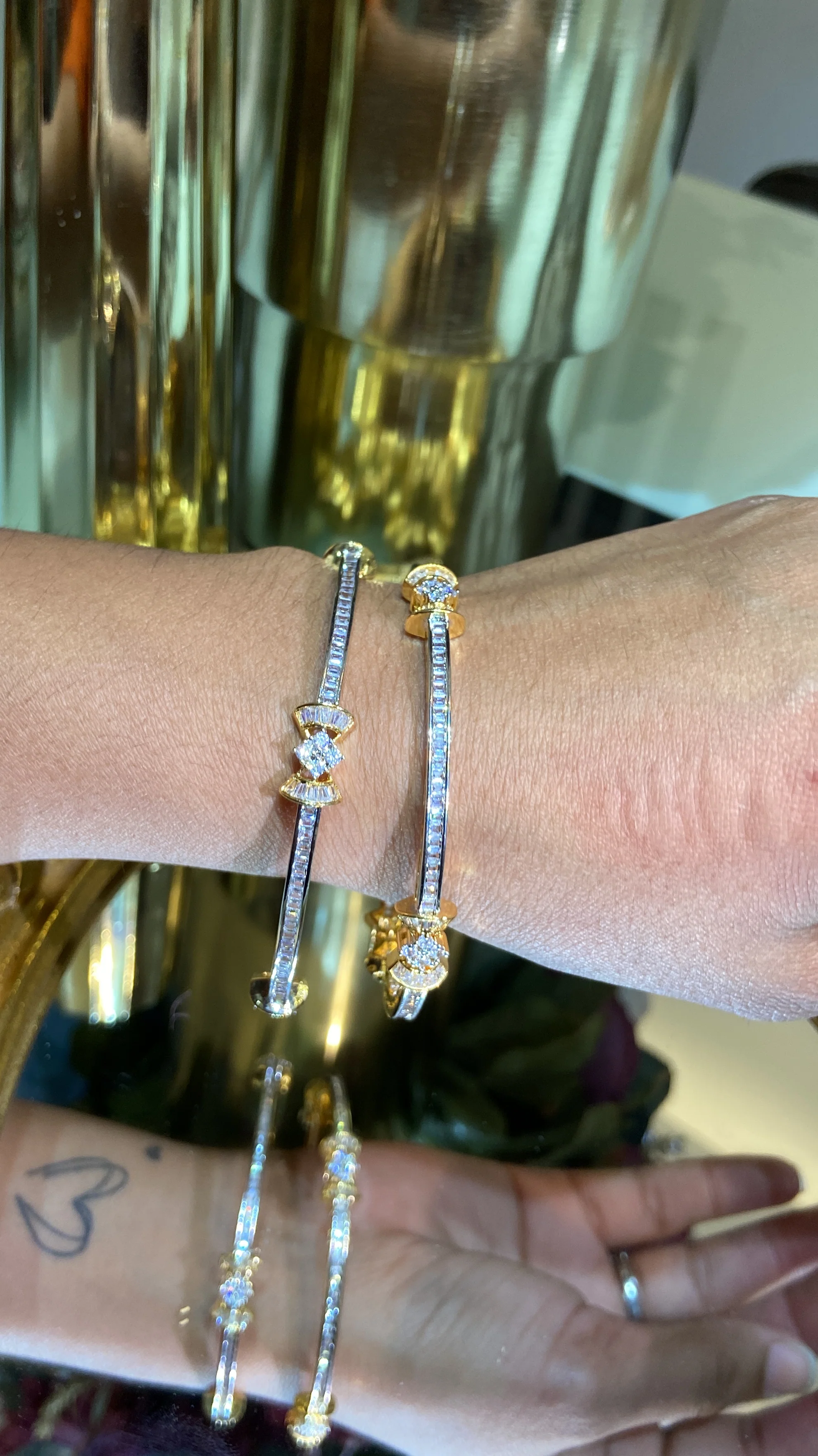 Bow diamond bangles (Without Lock) - Image 4