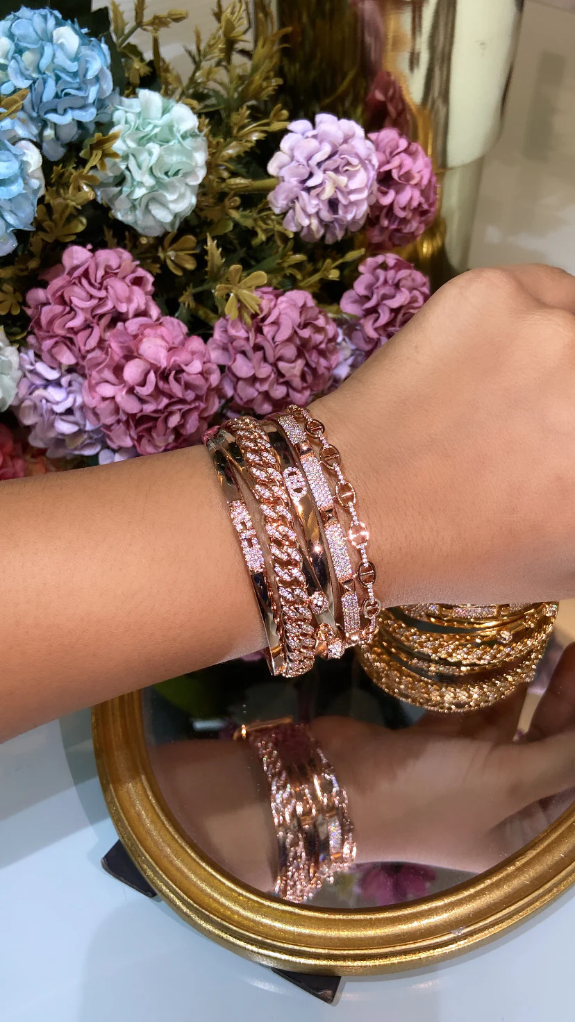BROAD STATEMENT CUFF ♠️ - Image 2