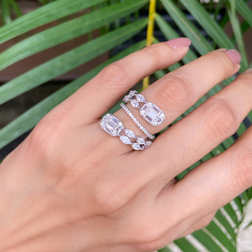CLUSTER CRISS CROSS RING