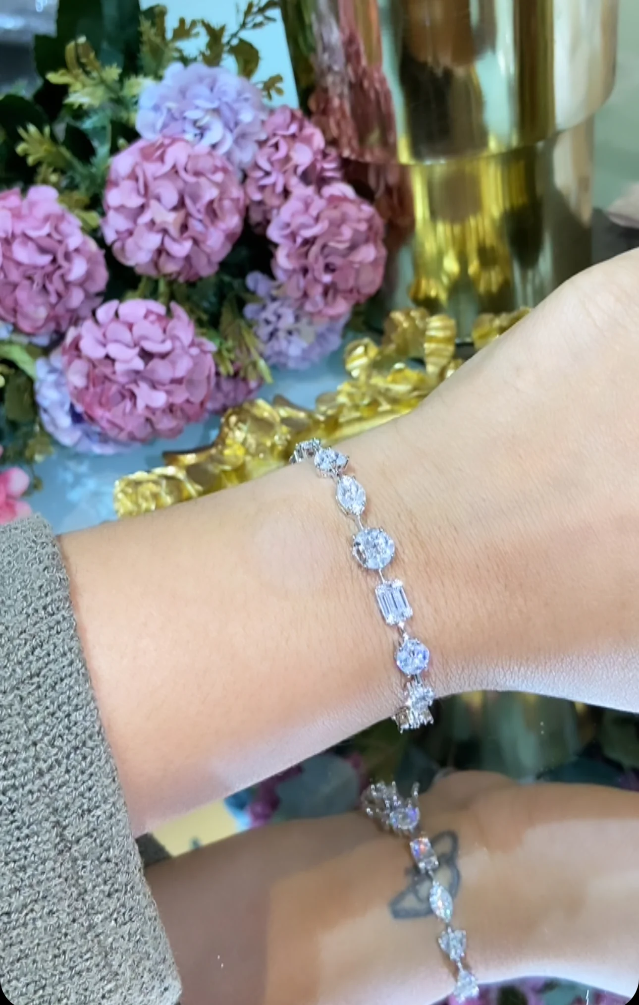 Cluster Multi shape tennis bracelet 🔝🎀 - Image 2