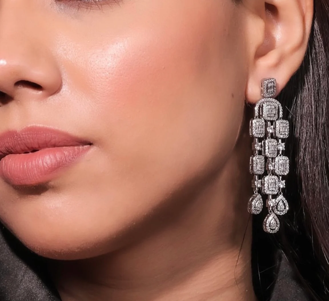 Clustered cocktail earrings - Image 2