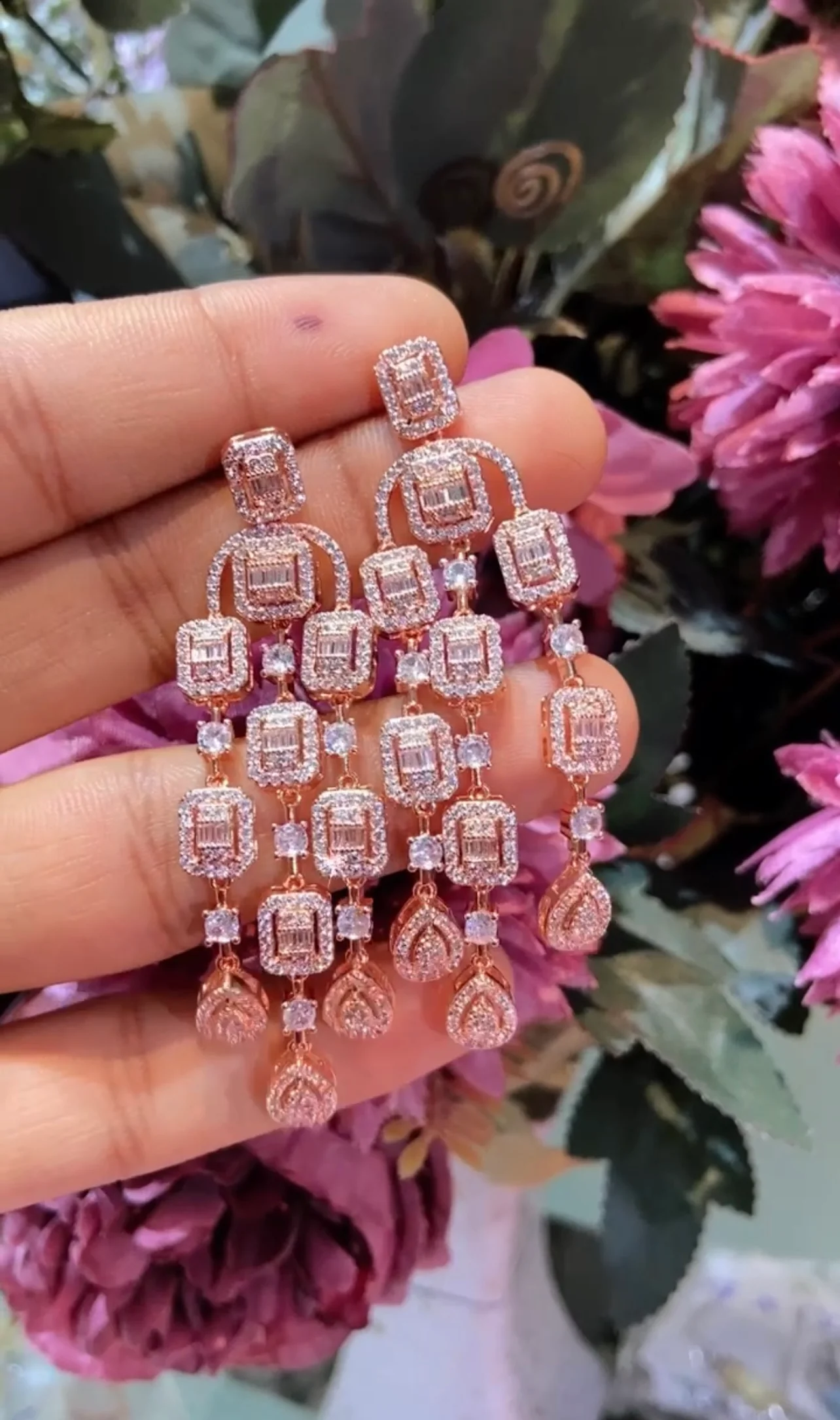 Clustered cocktail earrings - Image 4
