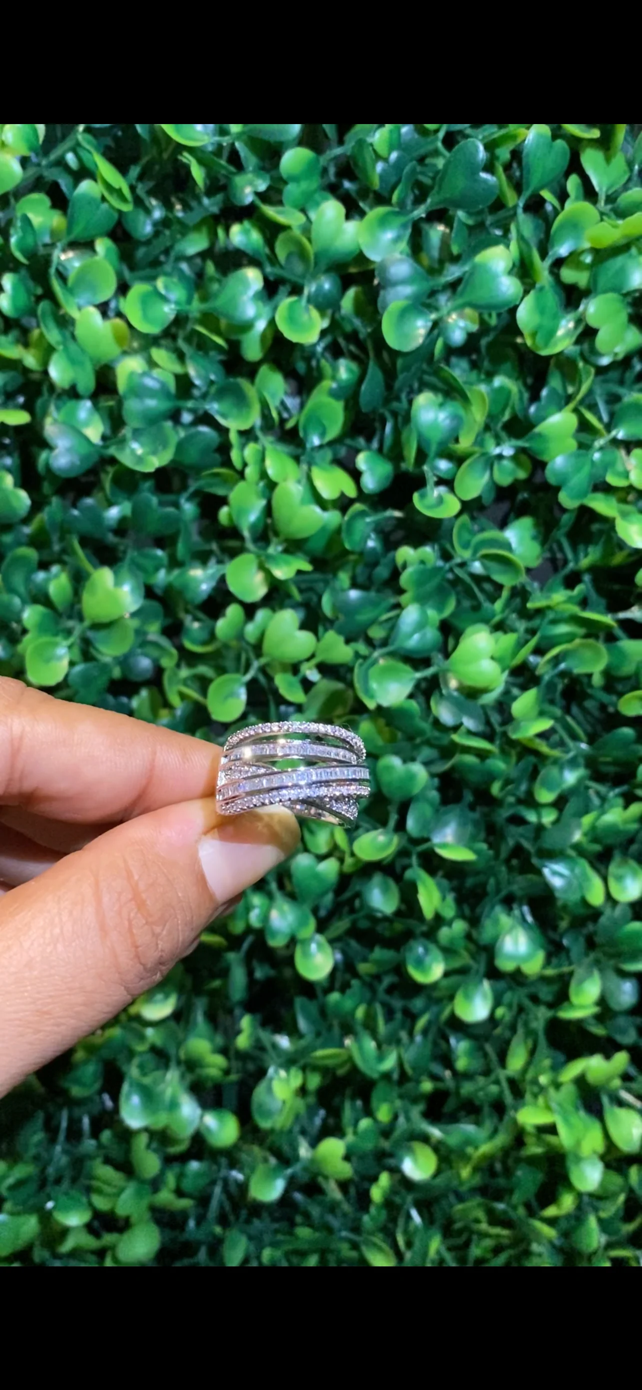 Criss cross band ring - Image 6