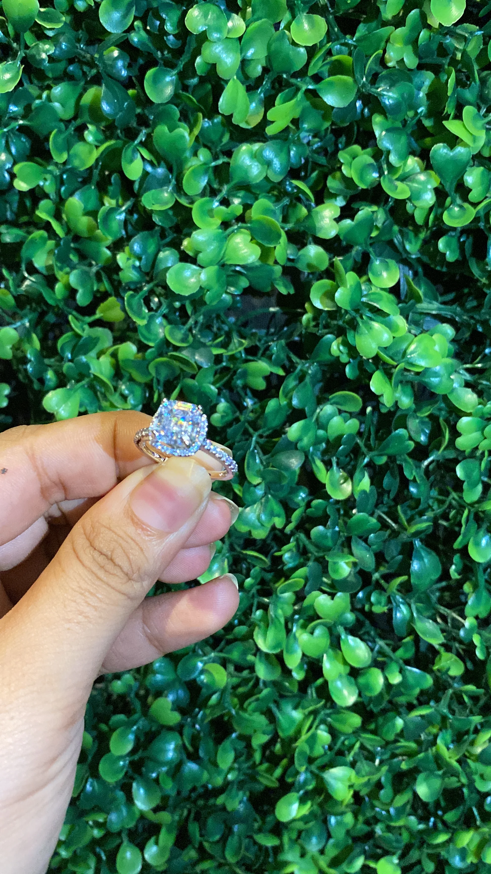 Cushion halo solitaire ring π₯ - Image 4
