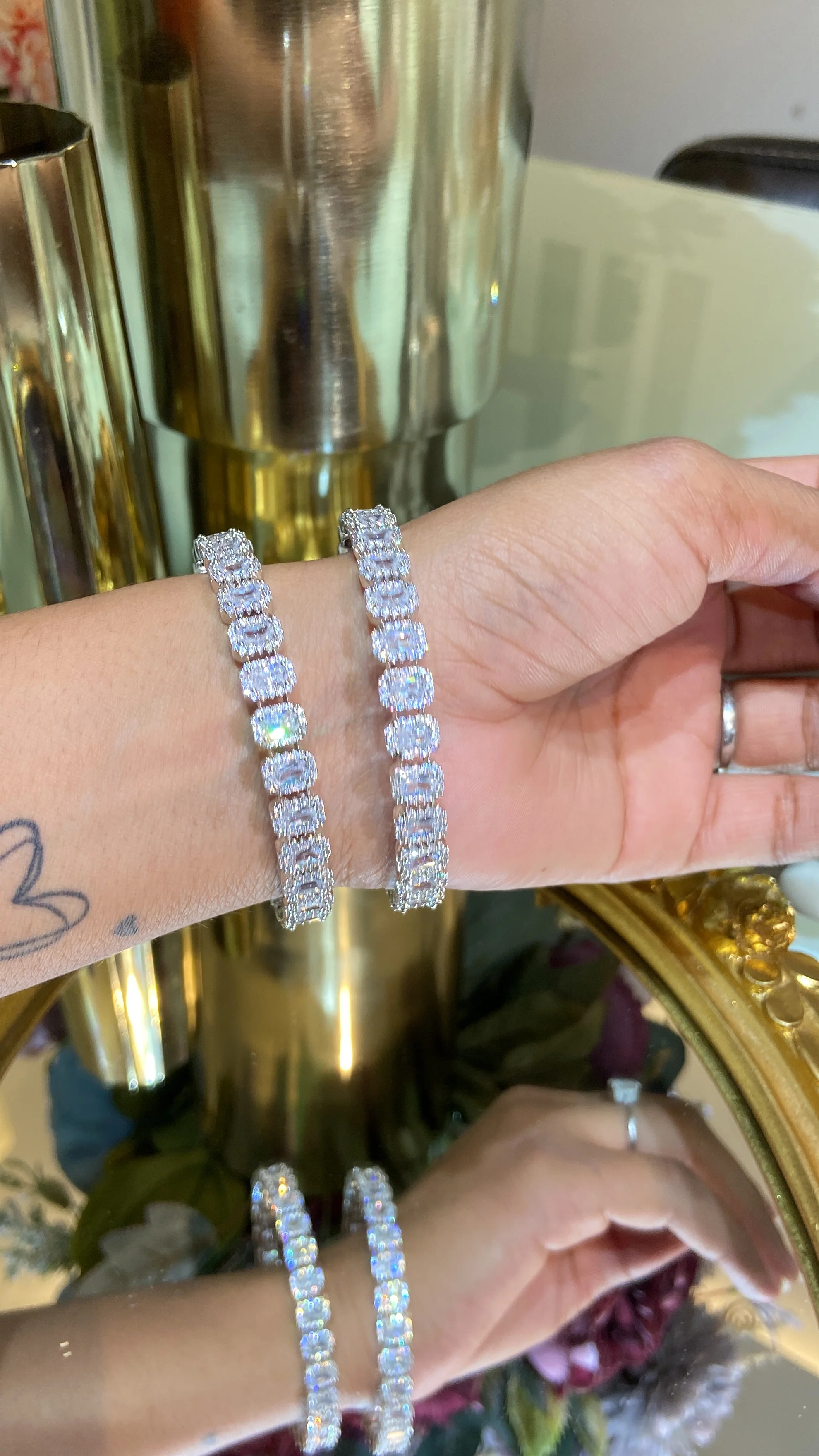 Emerald halo diamond bangles (WITHOUT LOCK) - Image 3