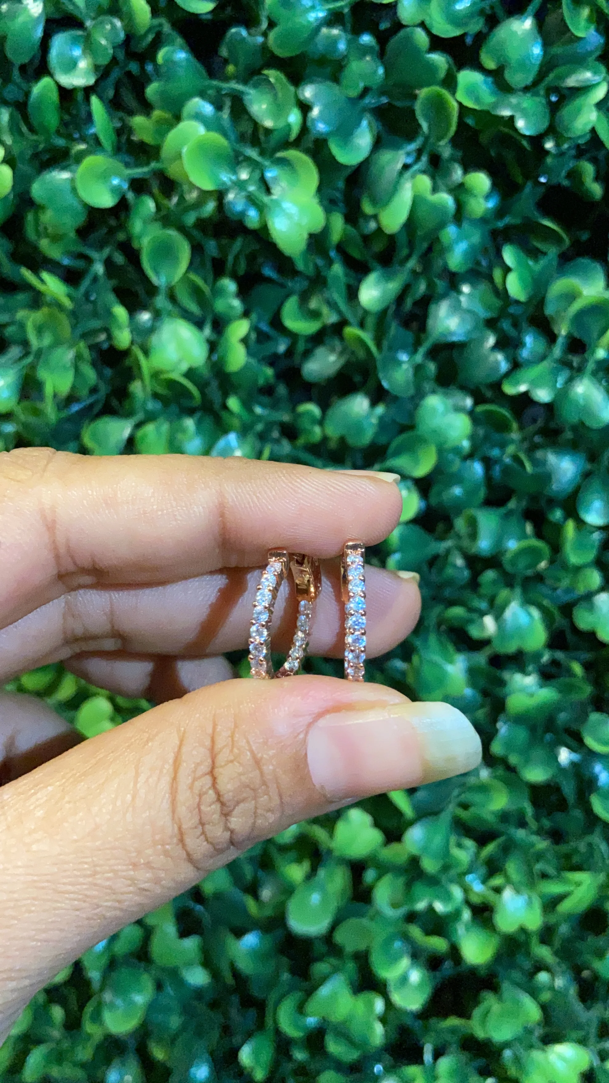 Dainty Everyday wear Huggies hoops 2mm🔆 - Image 6