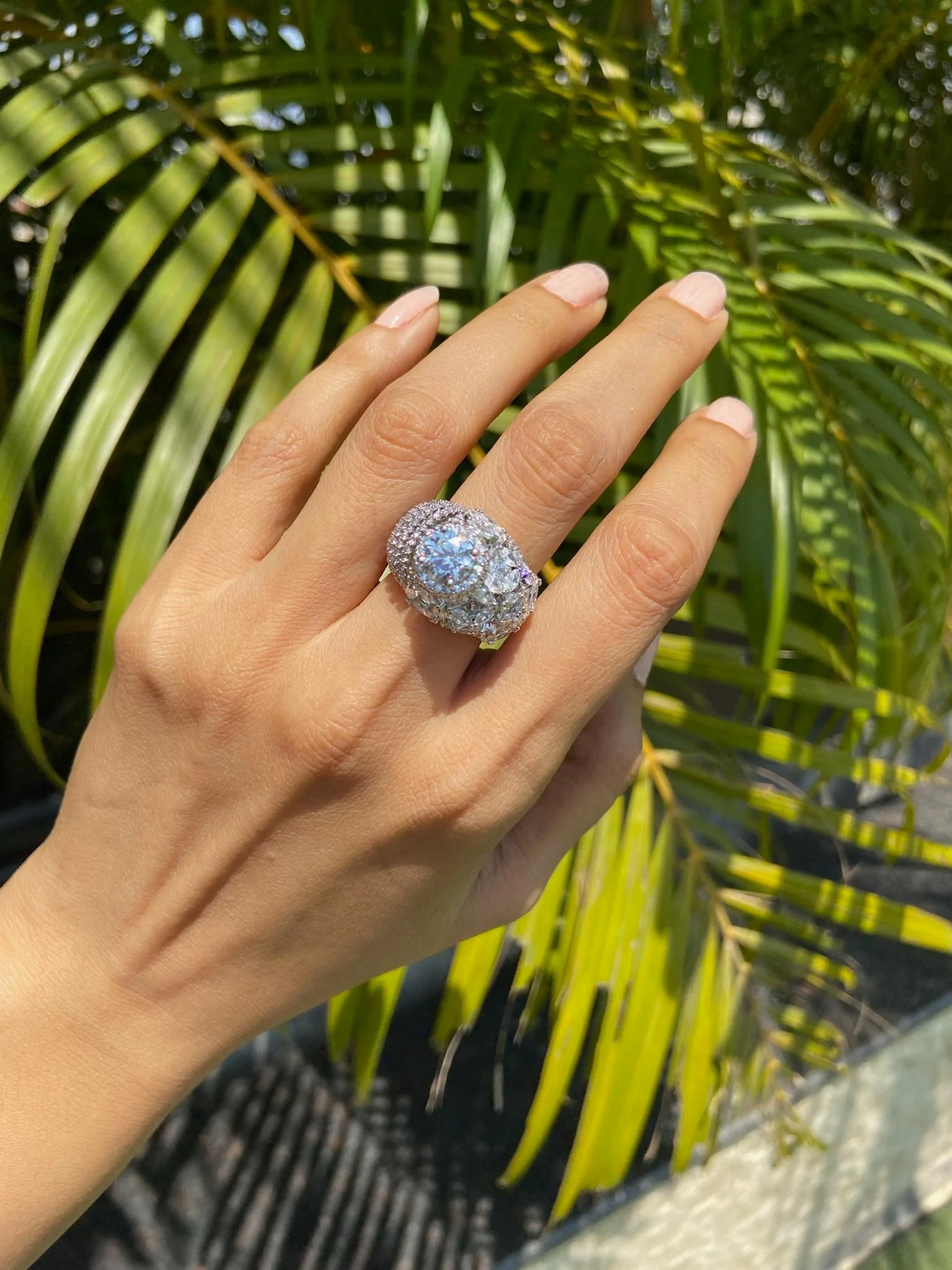 Grand Gala Statement Ring - Image 4