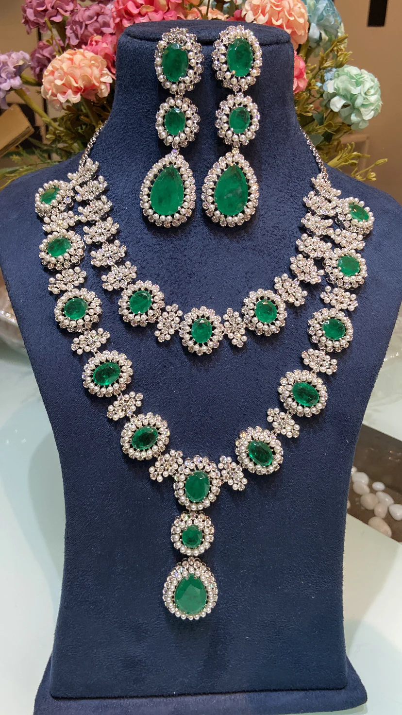 HAILEY DOUBLET DIAMOND PEARL SET