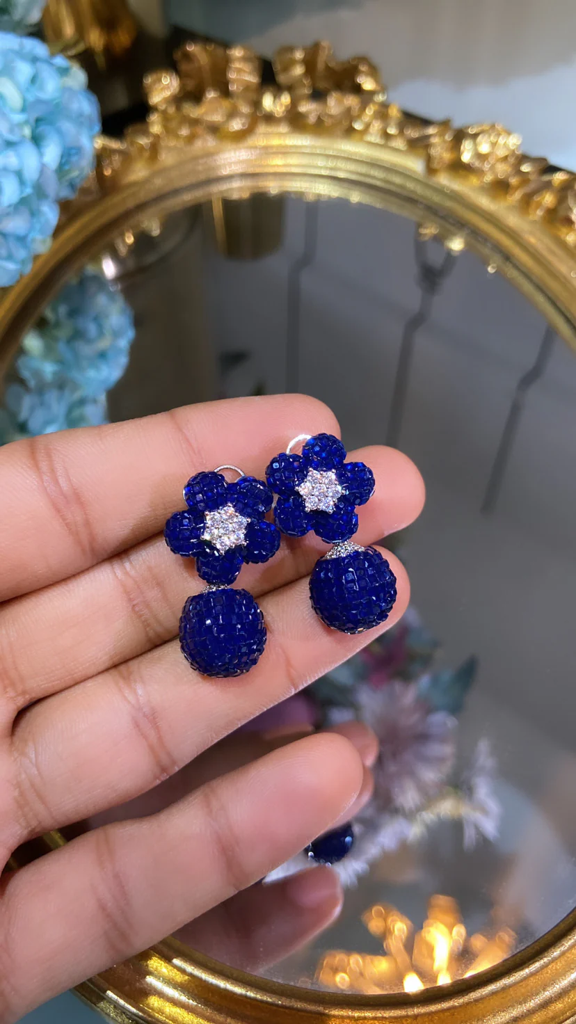 Invisible setting drop earrings - Image 2