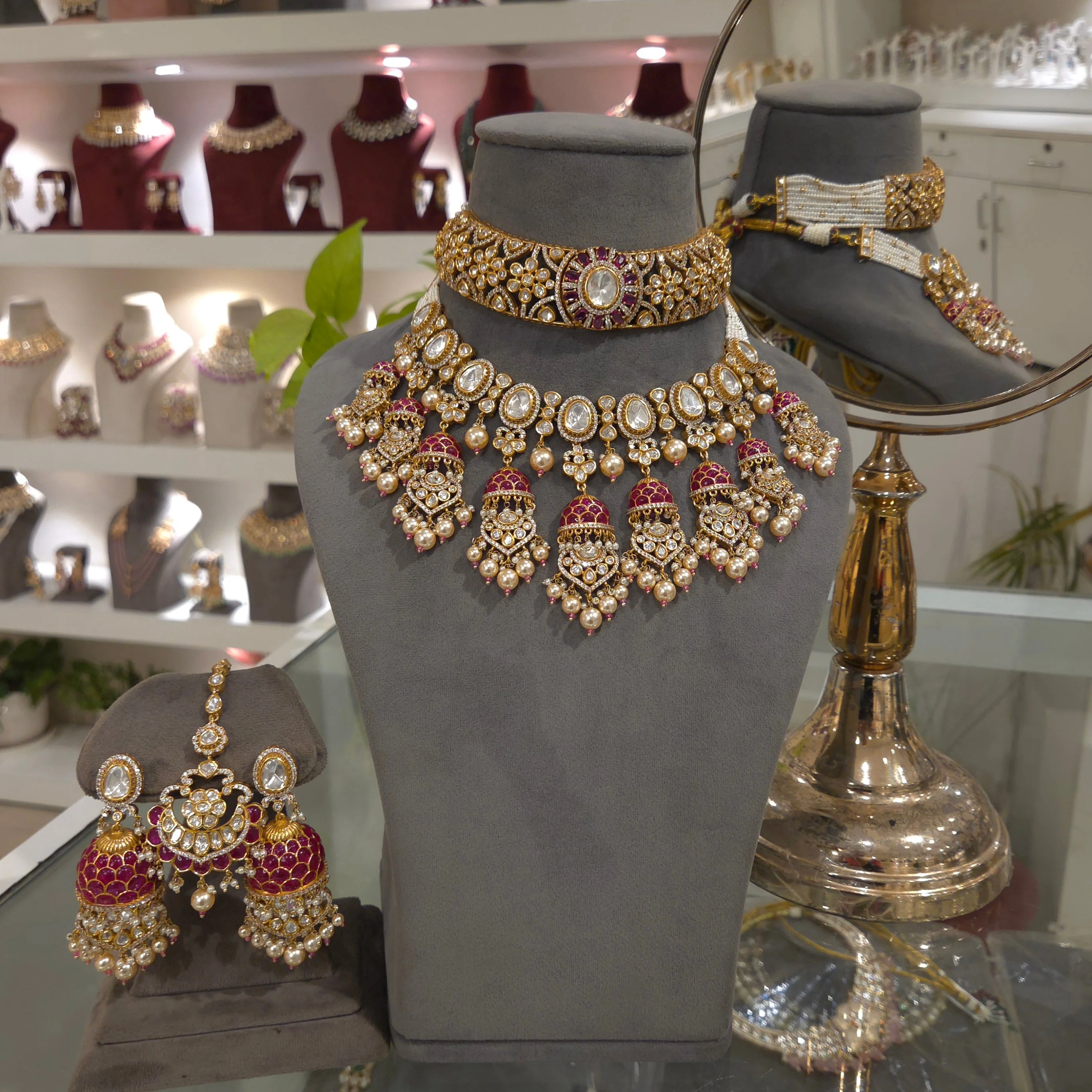 Indraya Polki bridal set - Image 2