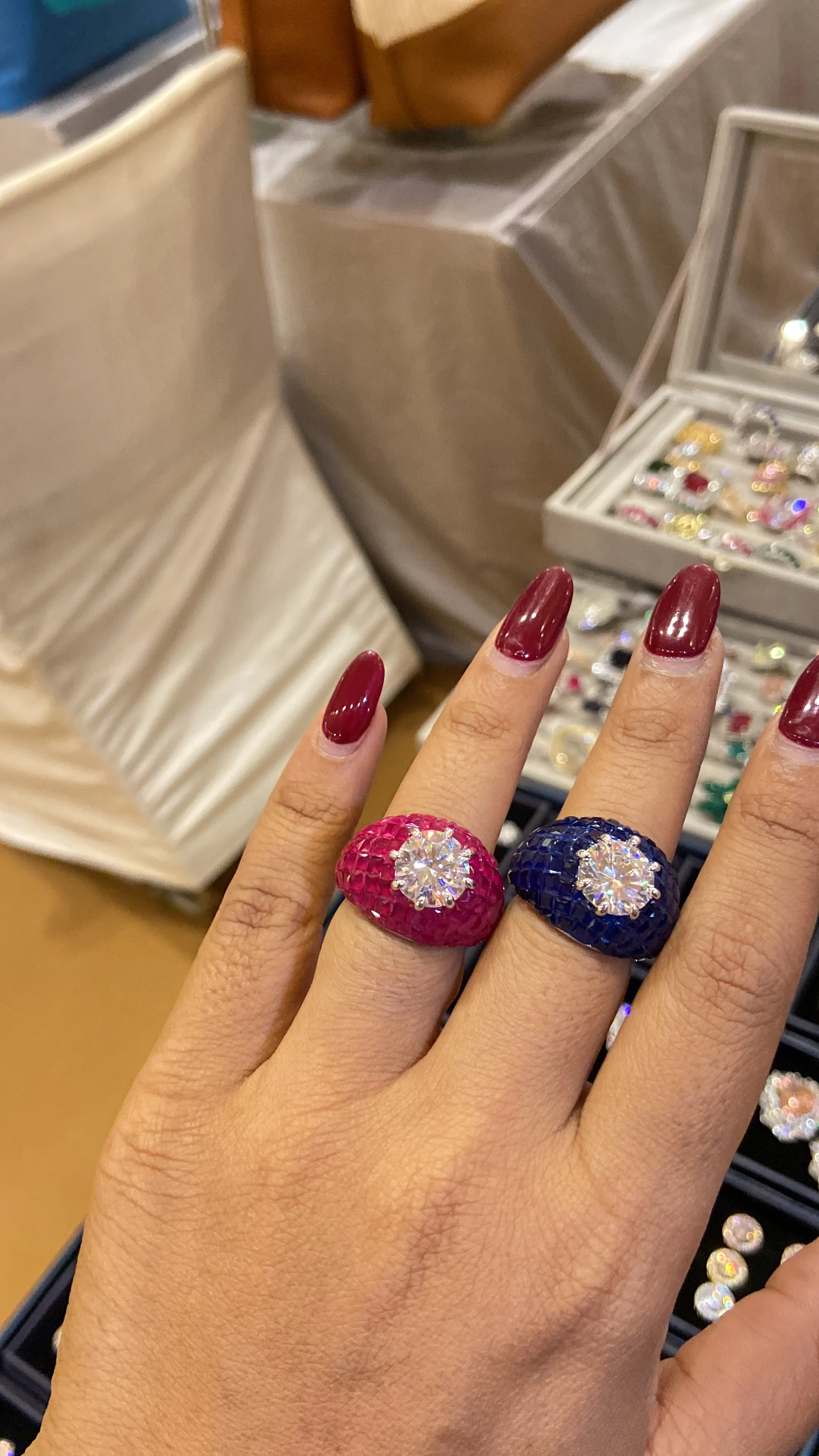 Invisible setting cocktail colour rings (Adjustable) 🩶