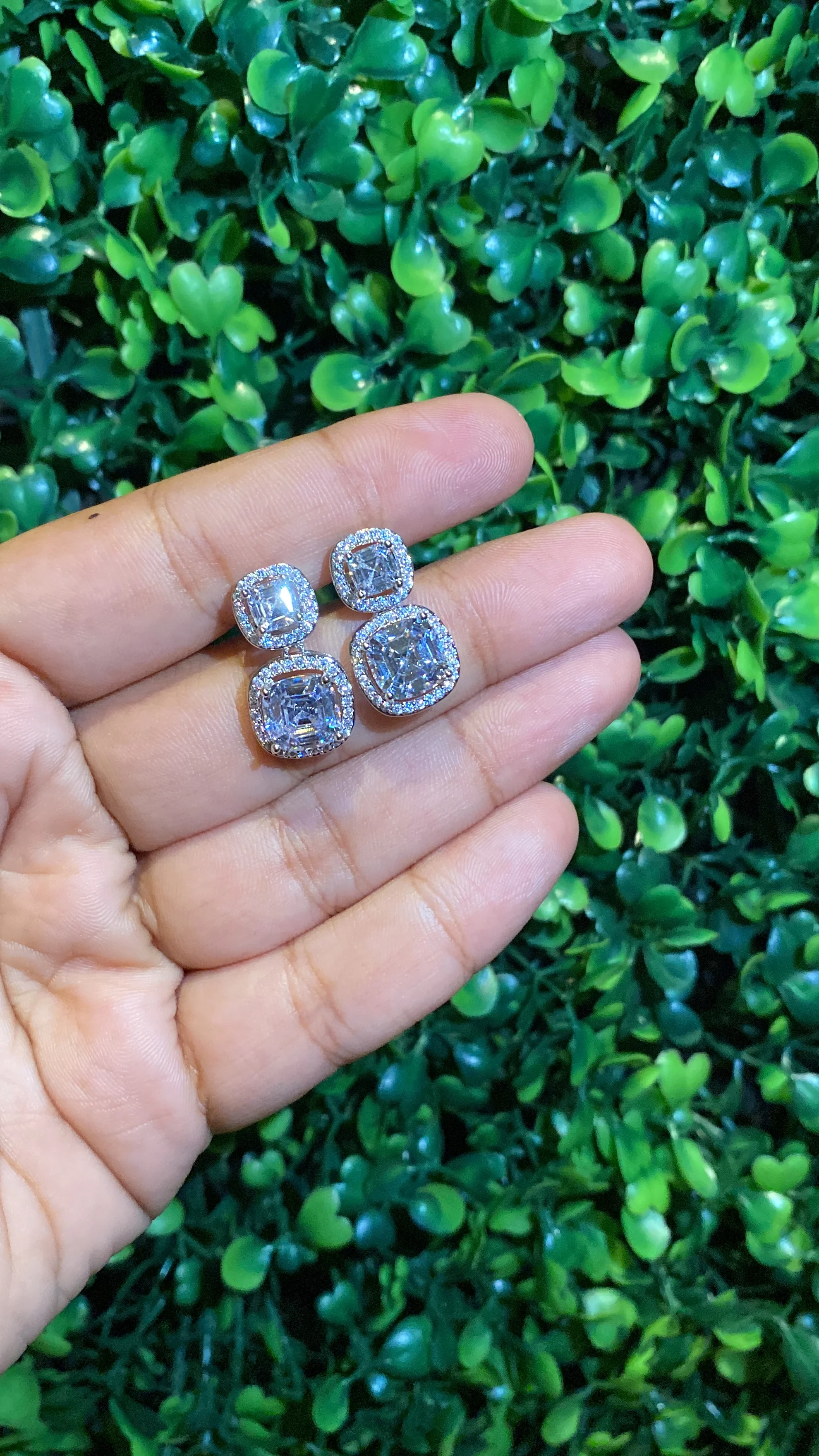 Mini Misu Earrings 🔆 - Image 2