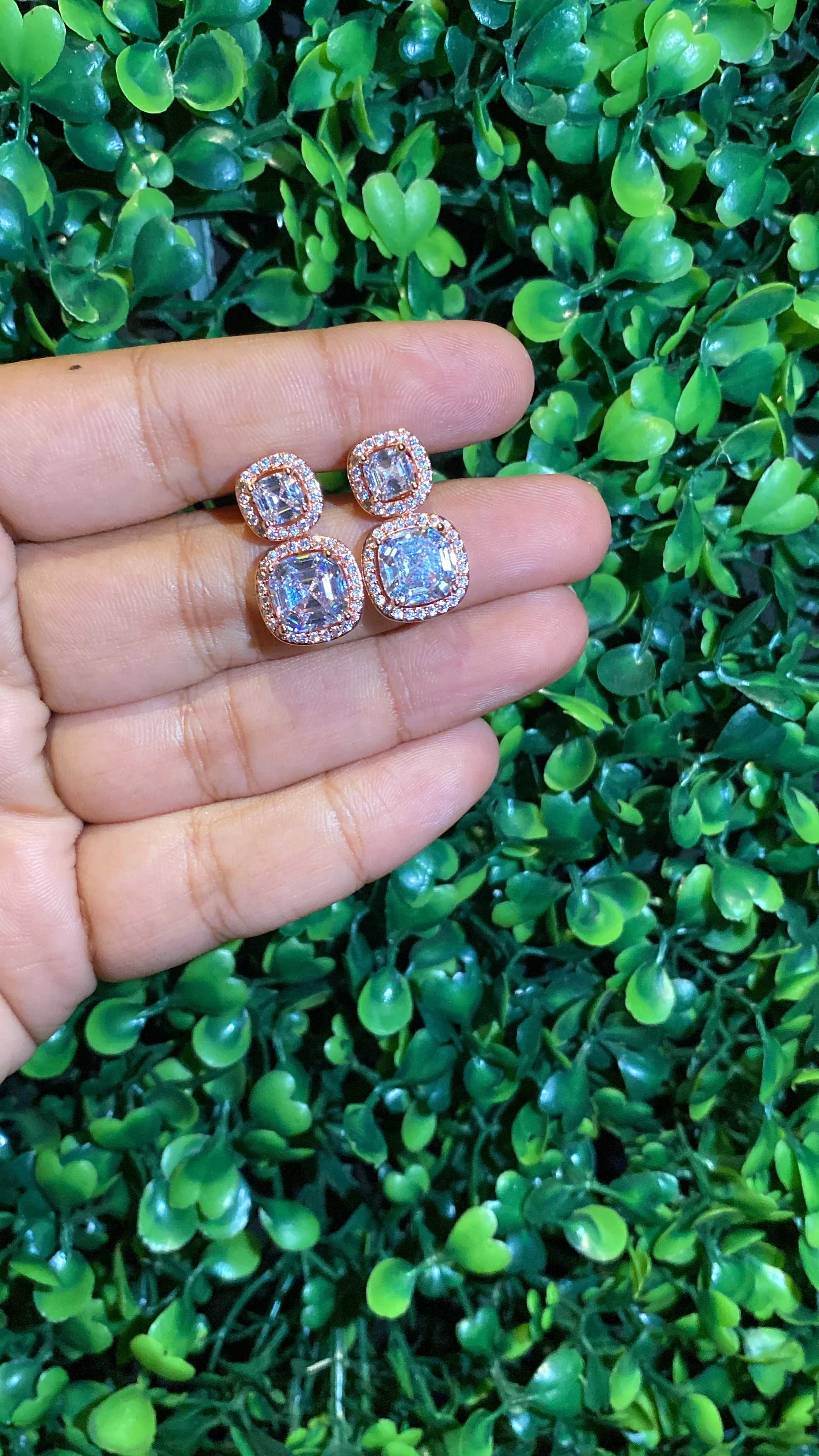 Mini Misu Earrings 🔆 - Image 3