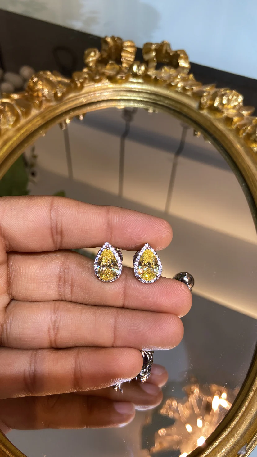 Pear shape colour Earrings - Image 4