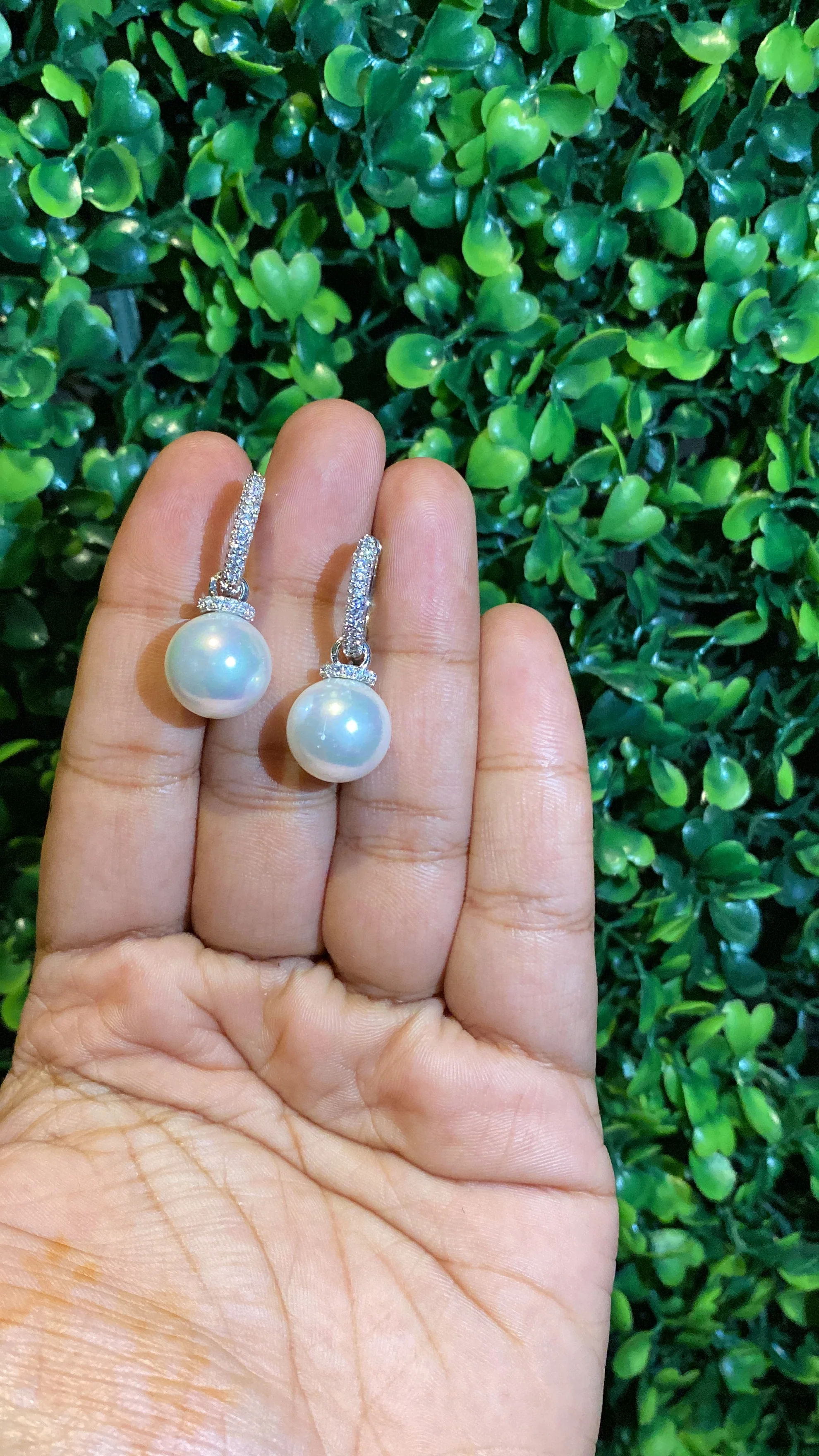 Pearl hoops 🔆 - Image 4