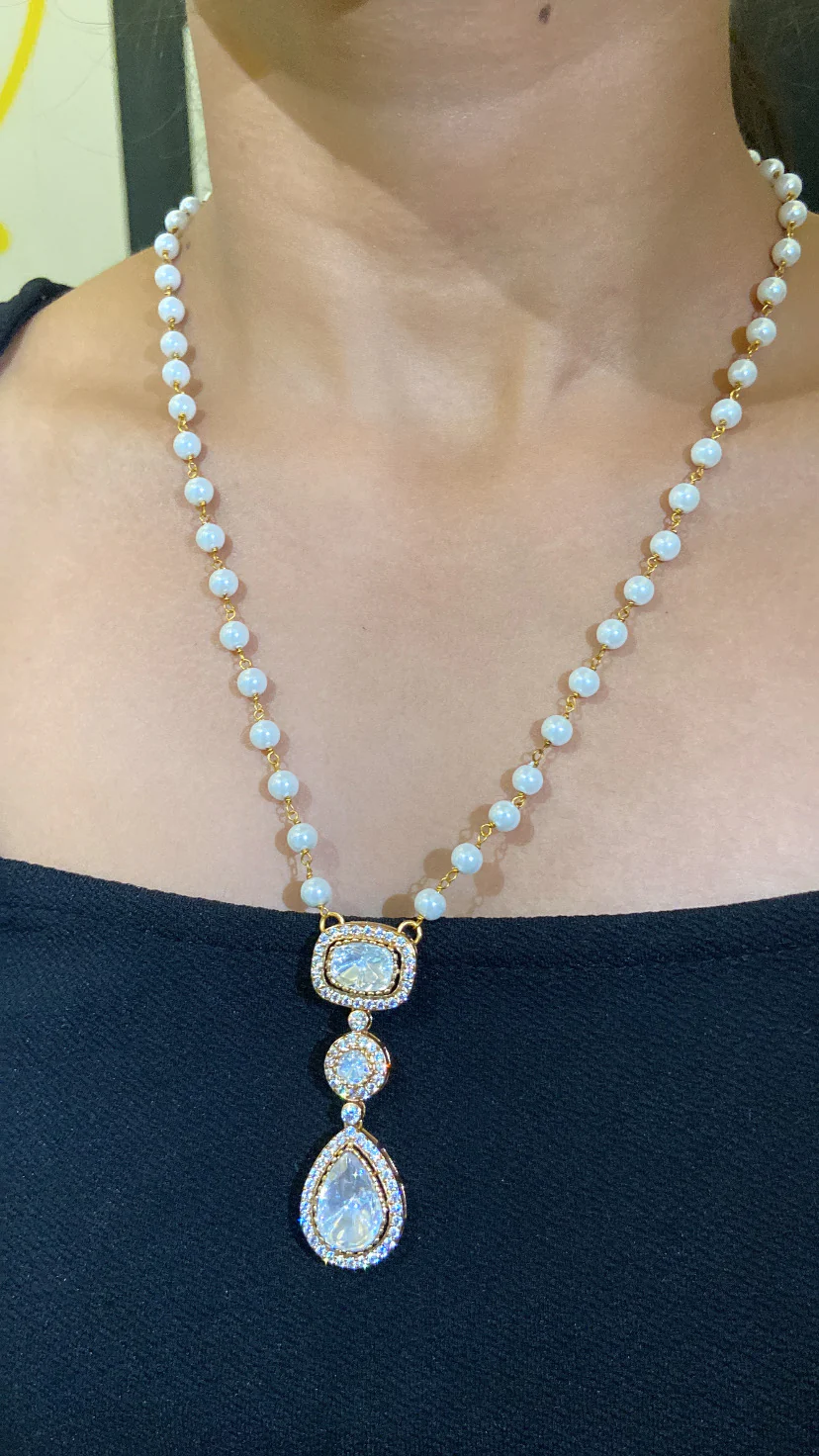 Pearl string Moissanite polki pendant chain earring set - Image 3