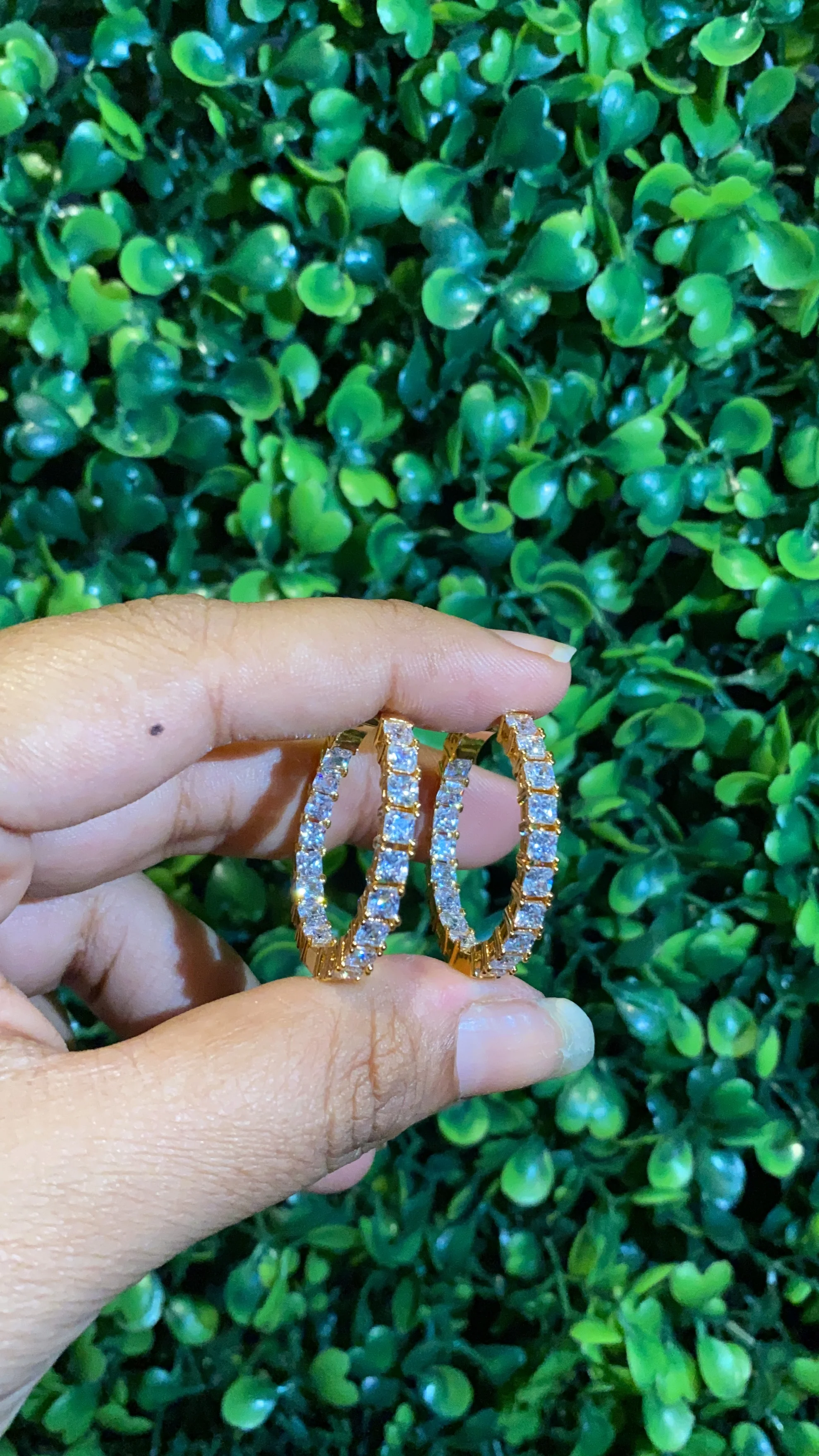 Princess cut classic hoops - Image 4