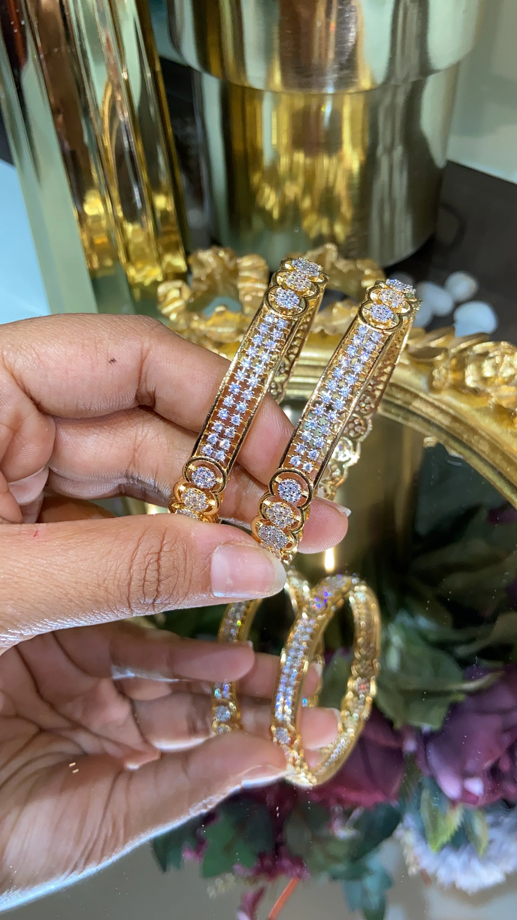 Round Round cluster bangles (Without Lock) - Image 2