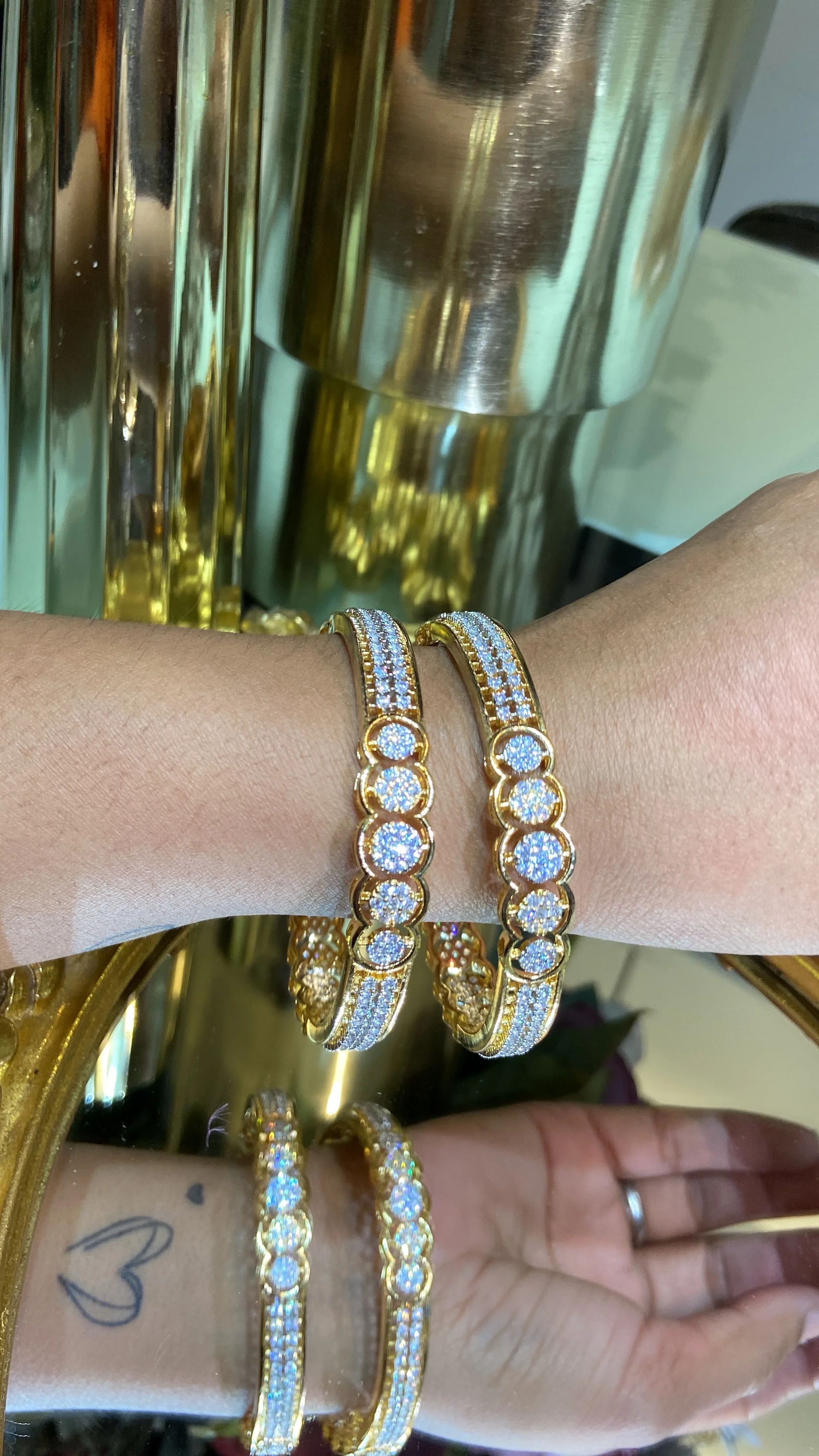 Round Round cluster bangles (Without Lock) - Image 5