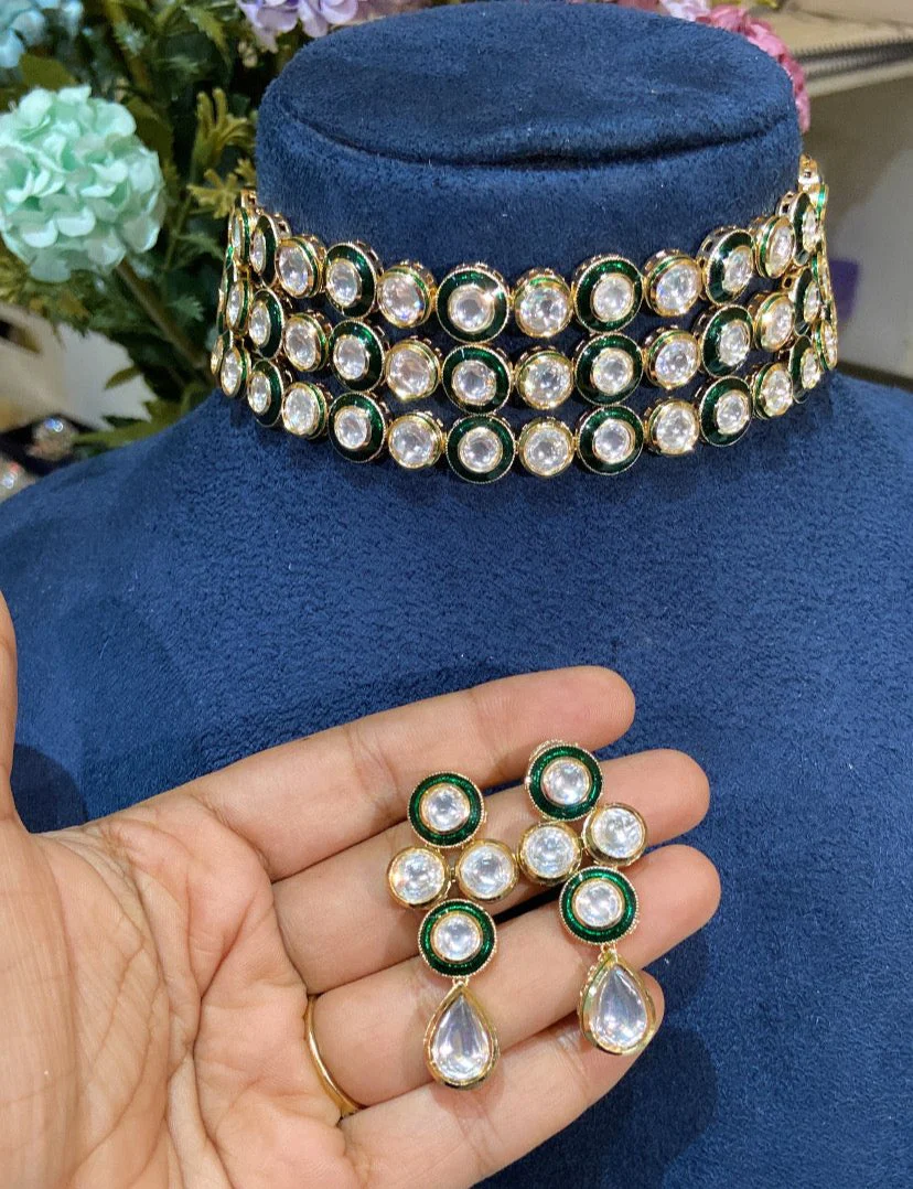 ROUND POLKI KUNDAN CHOKER SET