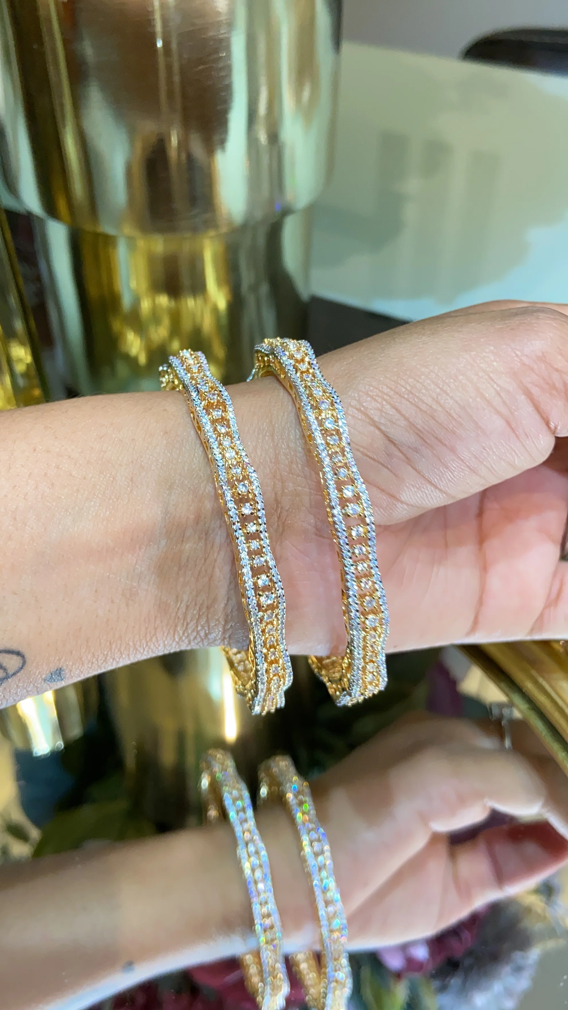 SAIRA DIAMOND BANGLE (WITHOUT LOCK) - Image 3