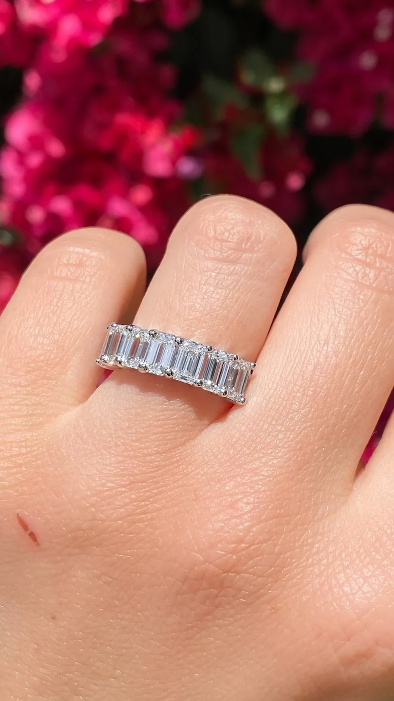 Emerald cut eternity band - Image 3