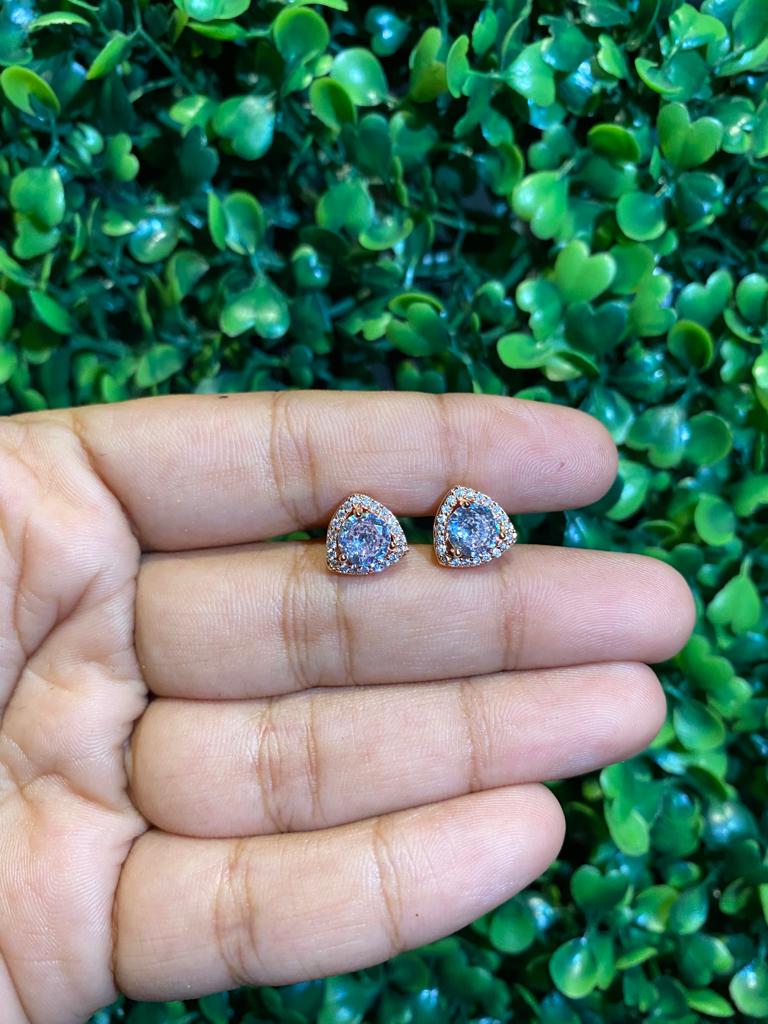 Small trillion halo screwback earrings - Image 3