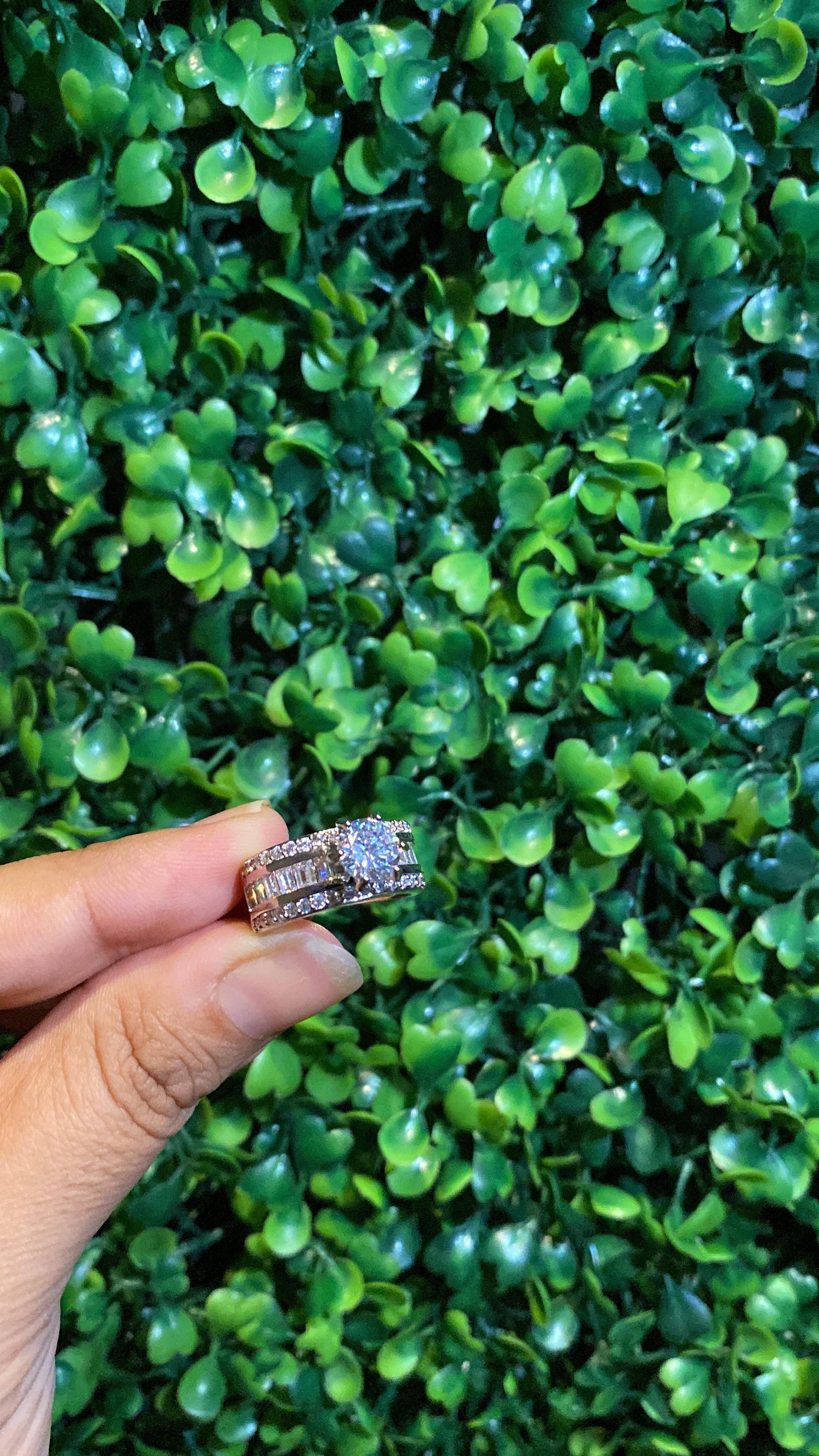 Solitaire baguette ring - Image 4