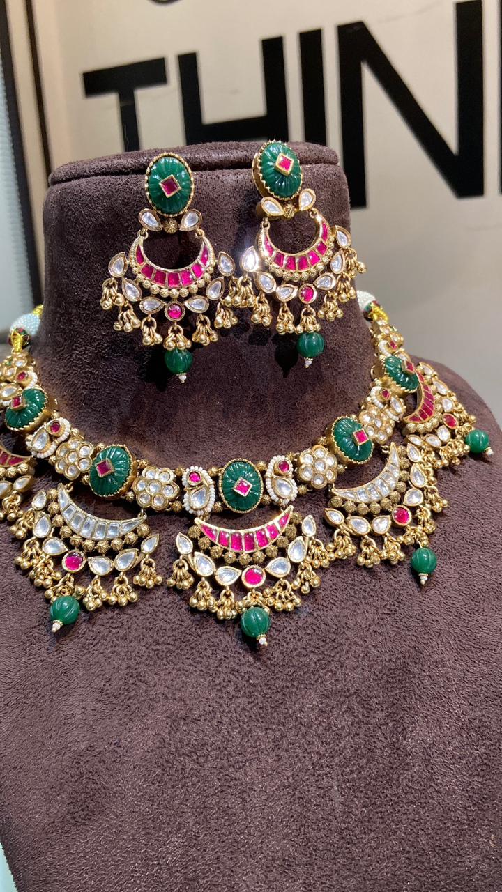 The Shahi Emerald Chandbali Set - Image 4